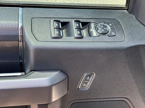 Used 2020 Ford F150 XLT w/ Equipment Group 302A Luxury AWD/4WD image 18