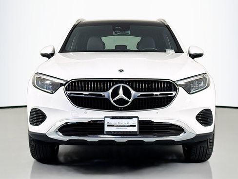 Certified 2026 Mercedes-Benz GLC 300 image 2