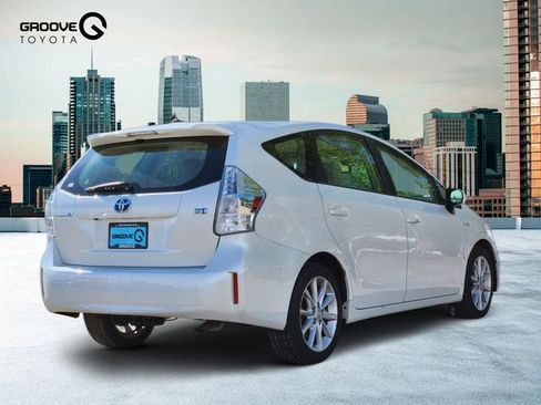 Used 2012 Toyota Prius V Five FWD image 5