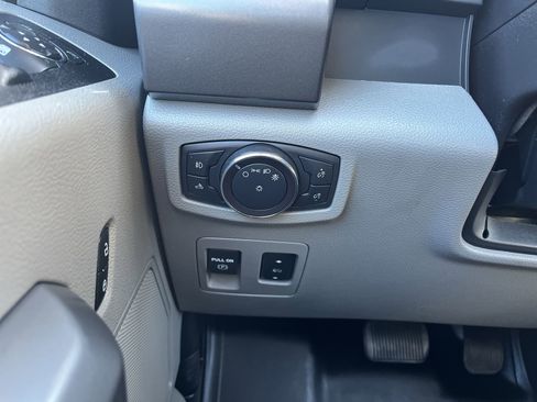 Used 2019 Ford F150 XLT w/ Equipment Group 302A Luxury image 17