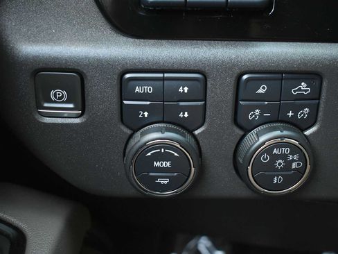 Used 2022 GMC Sierra 1500 Denali Ultimate AWD/4WD image 28