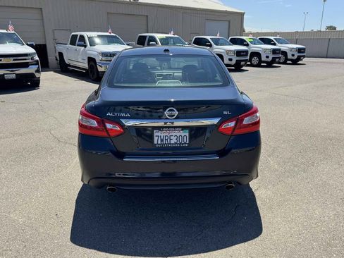 Used 2016 Nissan Altima 2.5 SL FWD image 8