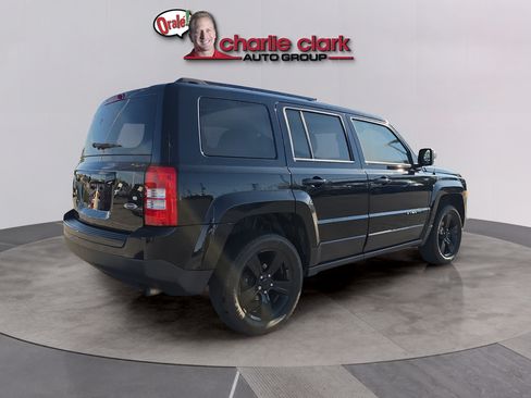 Used 2015 Jeep Patriot Sport w/ Power Value Group AWD/4WD image 5