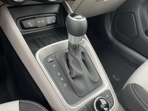 New 2026 Hyundai Venue SEL FWD image 37