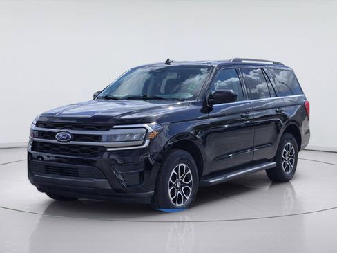 Certified 2024 Ford Expedition XLT AWD/4WD image 1