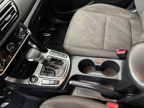 Used 2021 Kia Seltos LX image 29
