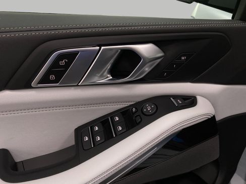 New 2026 BMW X5 xDrive40i AWD/4WD image 34