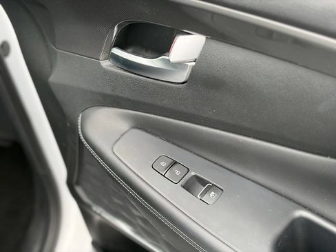 Used 2023 Hyundai Santa Fe Limited AWD/4WD image 18