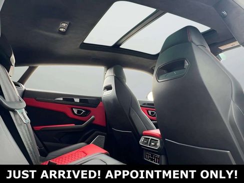 Used 2022 Lamborghini Urus image 16