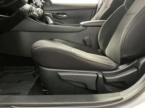 Used 2022 Nissan Sentra SV FWD image 15