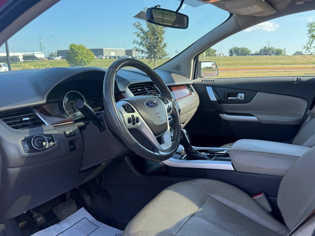 Used 2012 Ford Edge Limited AWD/4WD image 9
