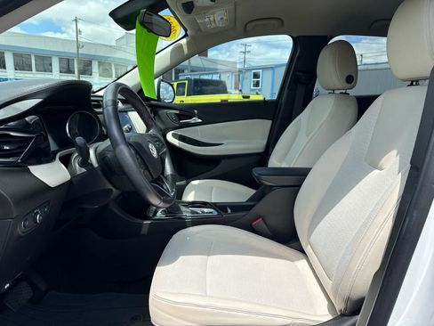 Used 2020 Buick Encore GX Preferred w/ Cold Weather Comfort Package FWD image 13