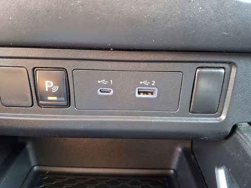 Used 2023 Nissan Frontier S w/ Technology Package image 24