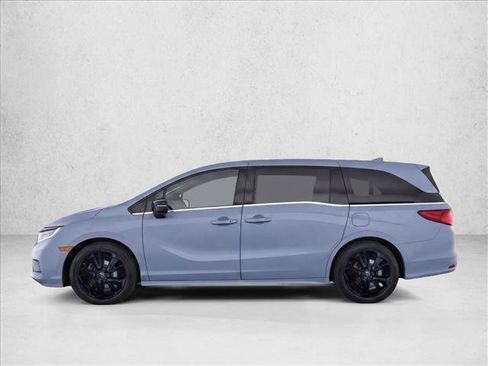 Used 2024 Honda Odyssey Sport image 4