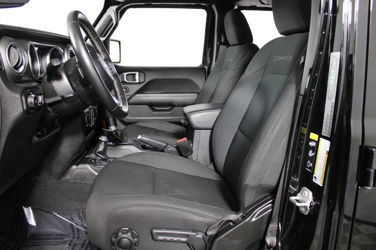 Used 2022 Jeep Wrangler Unlimited Sahara AWD/4WD image 7