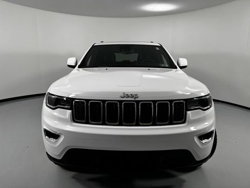 Used 2021 Jeep Grand Cherokee Laredo X AWD/4WD image 2