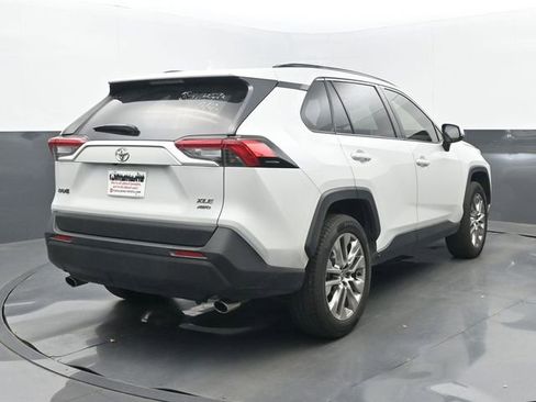 Used 2023 Toyota RAV4 XLE Premium AWD/4WD image 6