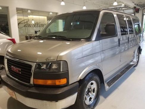 Used 2003 GMC Savana 3500 w/ RV Package image 1