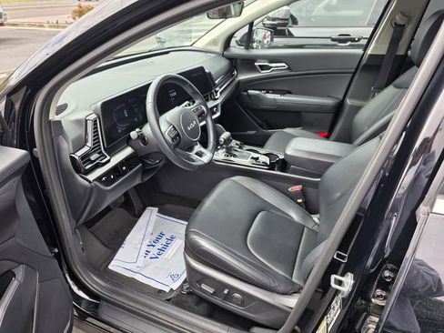 Used 2025 Kia Sportage EX AWD/4WD image 23