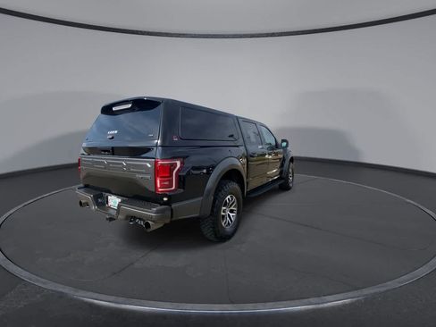 Used 2017 Ford F150 Raptor w/ Equipment Group 802A Luxury AWD/4WD image 8