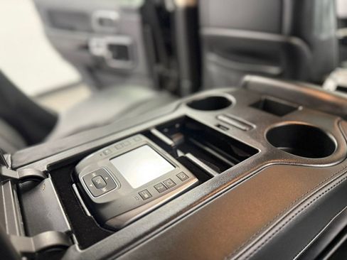 Used 2011 Land Rover Range Rover Supercharged image 48