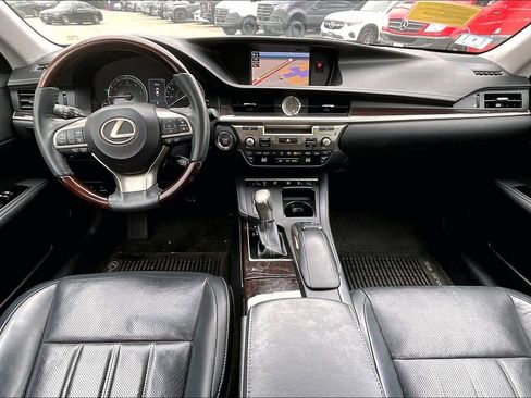 Used 2018 Lexus ES 350 image 15