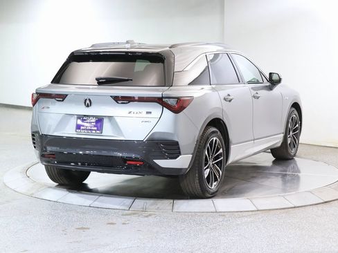 Used 2024 Acura ZDX A-Spec image 9