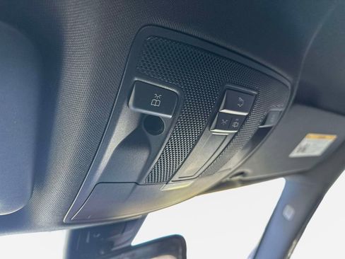 Used 2017 Mercedes-Benz GLA 250 4MATIC image 27