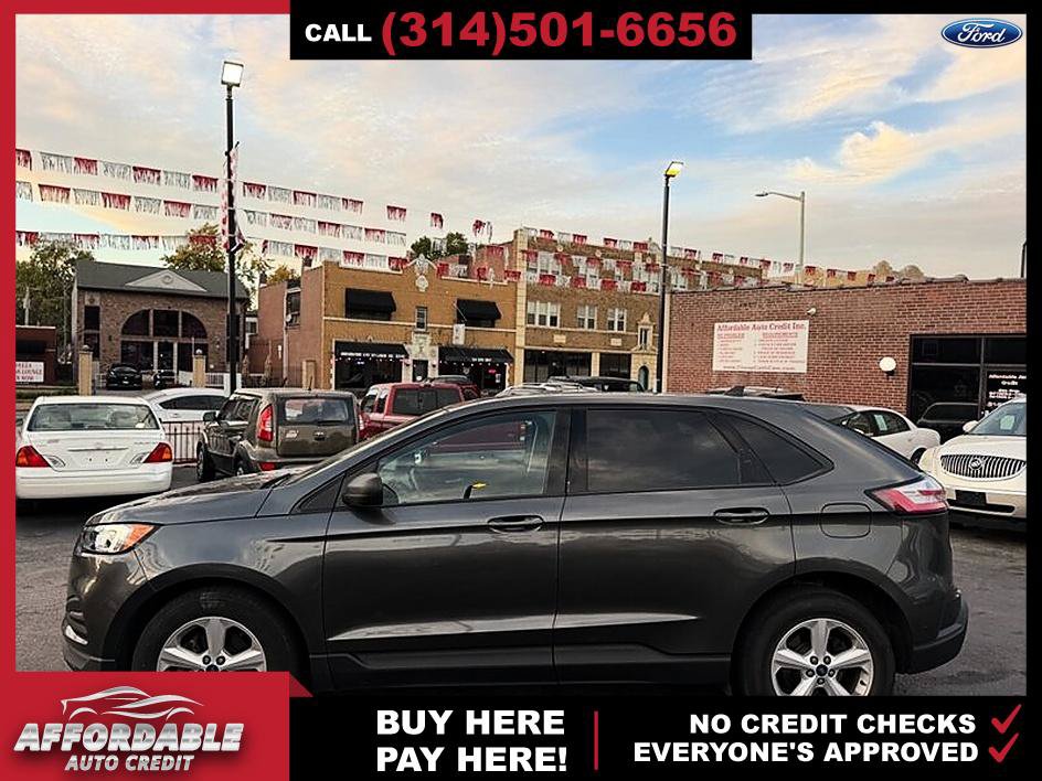 Used 2020 Ford Edge SE FWD image 2
