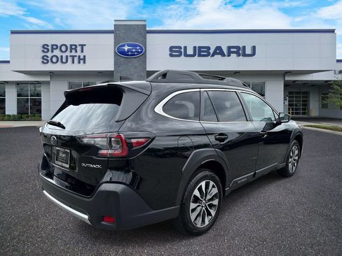 Used 2023 Subaru Outback Limited AWD/4WD image 3