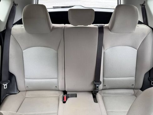 Used 2025 Kia Soul LX FWD image 28