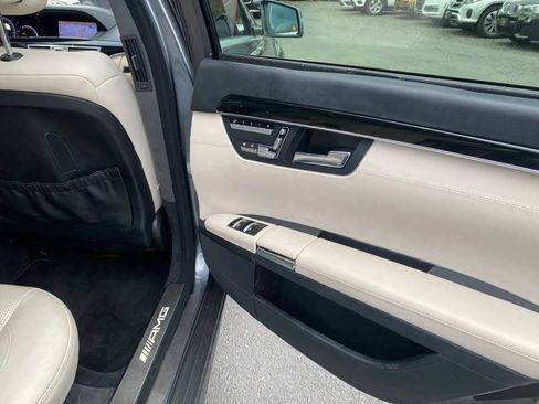 Used 2013 Mercedes-Benz S 63 AMG w/ AMG Performance Pkg image 23