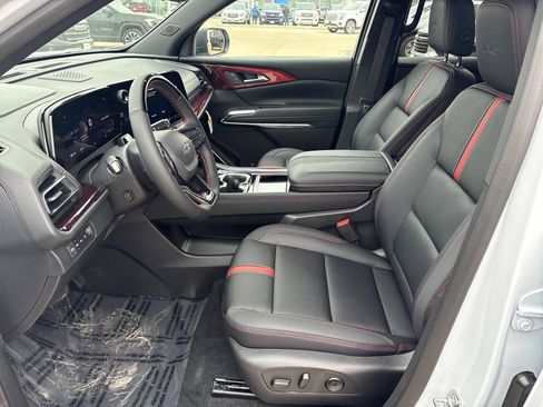 New 2026 Chevrolet Traverse RS image 11