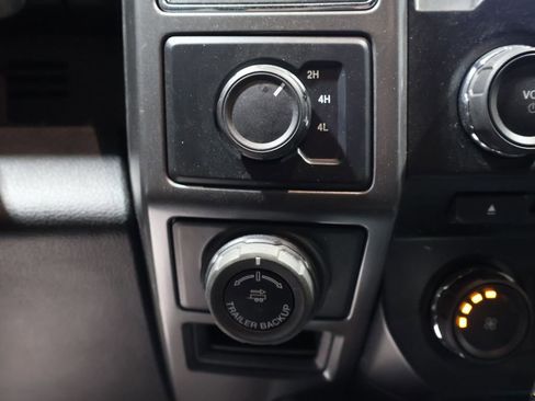 Used 2018 Ford F150 XLT w/ Equipment Group 302A Luxury image 32