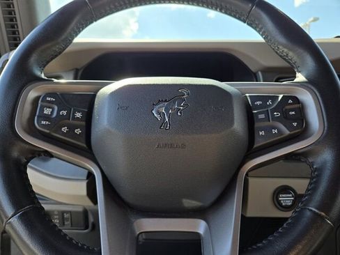 Certified 2024 Ford Bronco Wildtrak image 29