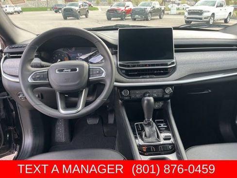 Used 2024 Jeep Compass Latitude AWD/4WD image 18