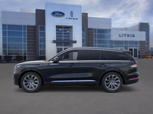 New 2026 Lincoln Aviator Reserve w/ Luxury Package image 3