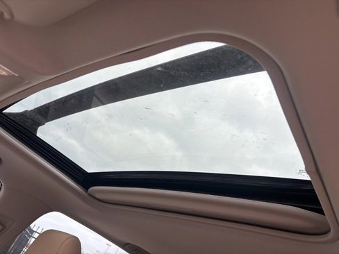 Used 2025 Toyota RAV4 XLE w/ Convenience Package image 10