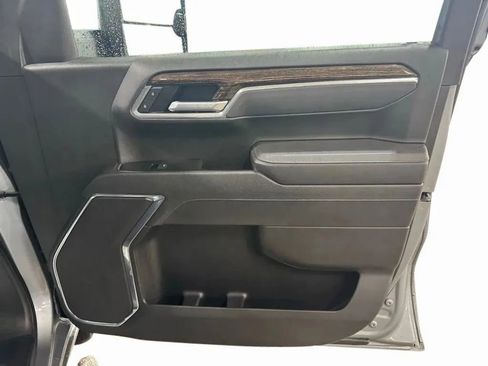 Used 2025 GMC Sierra 1500 SLE w/ Max Trailering Package image 15