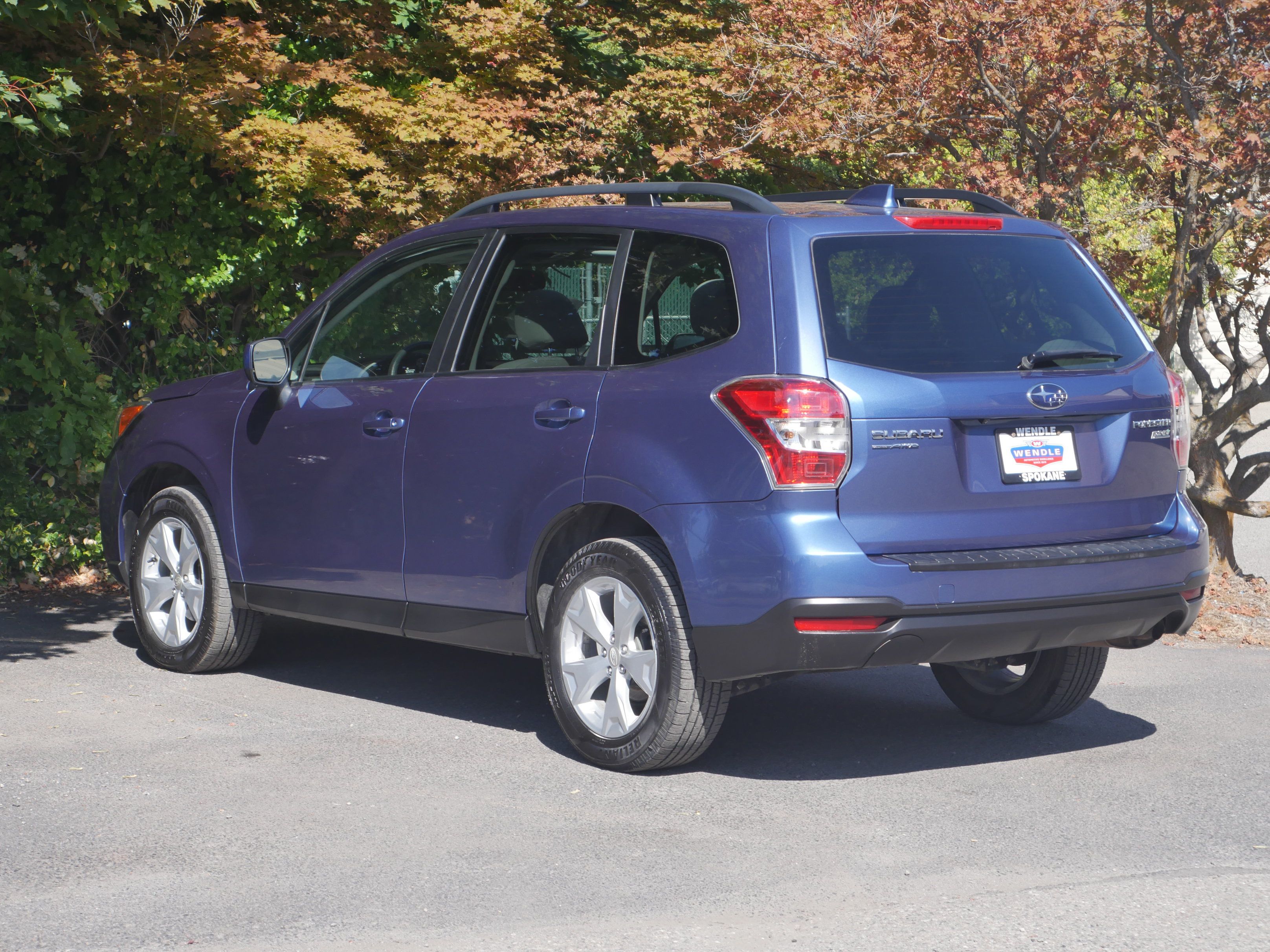 Used 2016 Subaru Forester 2.5i Premium w/ Popular Package #2 AWD/4WD image 10
