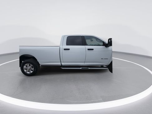 Certified 2024 RAM 3500 Big Horn image 4