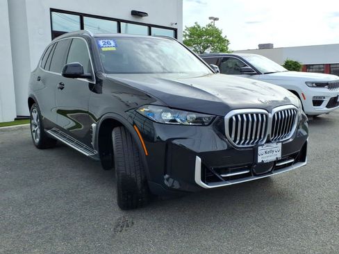 Used 2026 BMW X5 xDrive40i AWD/4WD image 3
