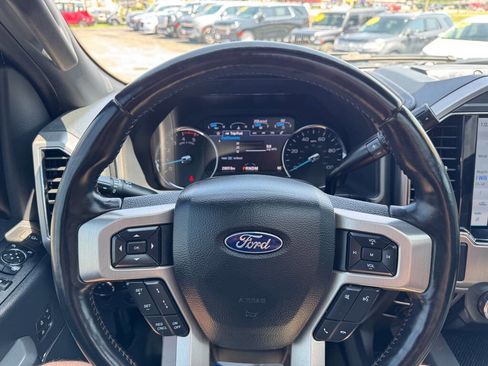 Used 2022 Ford F350 Platinum image 20