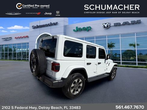Used 2021 Jeep Wrangler Unlimited Sahara w/ Uconnect 4C Nav & Sound Group AWD/4WD image 7