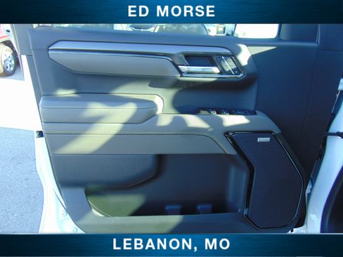 Used 2022 Chevrolet Silverado 1500 ZR2 w/ Technology Package image 18