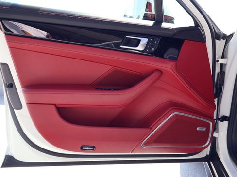 Certified 2022 Porsche Panamera 4S AWD/4WD image 14