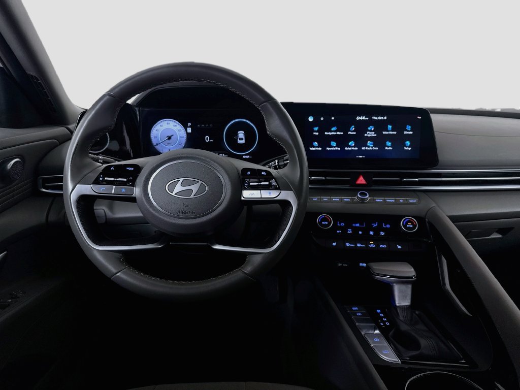 Used 2025 Hyundai Elantra SEL FWD image 23