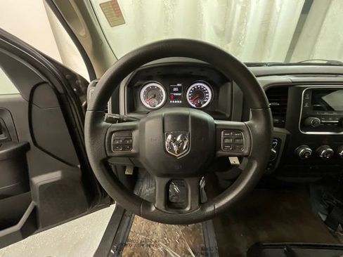 Used 2015 RAM 1500 Express AWD/4WD image 11
