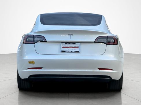 Used 2023 Tesla Model 3 Standard Range image 4