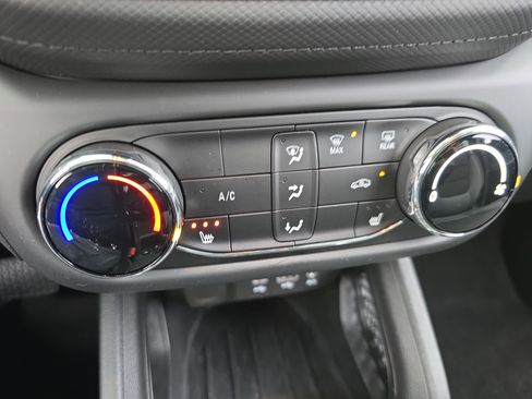 Used 2023 Chevrolet TrailBlazer LT image 21